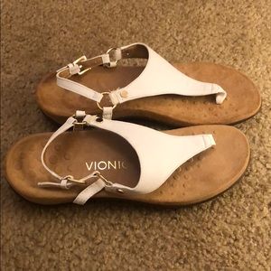 Size 7.5 Vionic white and tan sandals